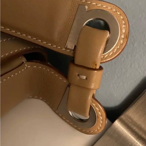 Salvatore Ferragamo Camel Brown Leather Shoulder Bag - Picture 6 of 10